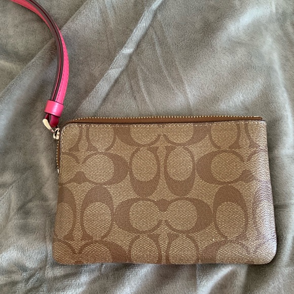 Coach, Beige and Pink Wristlet - Picture 2 of 7